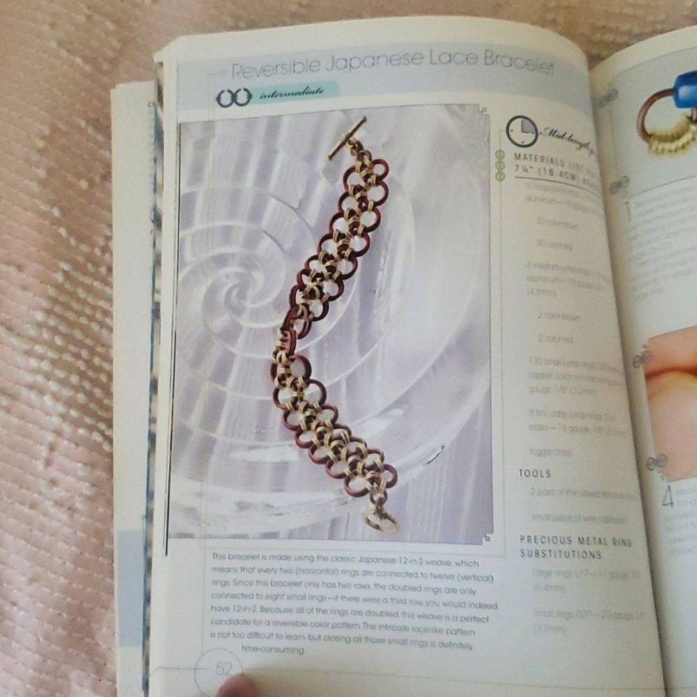 Chained Diy Jewlery Book with 144 pages - Picture 6 of 9